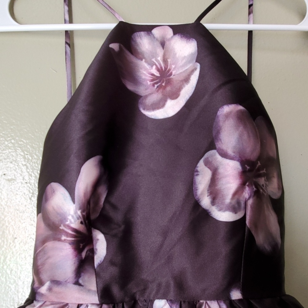 Lulu's botanical bliss backless dress - Picture 4 of 8